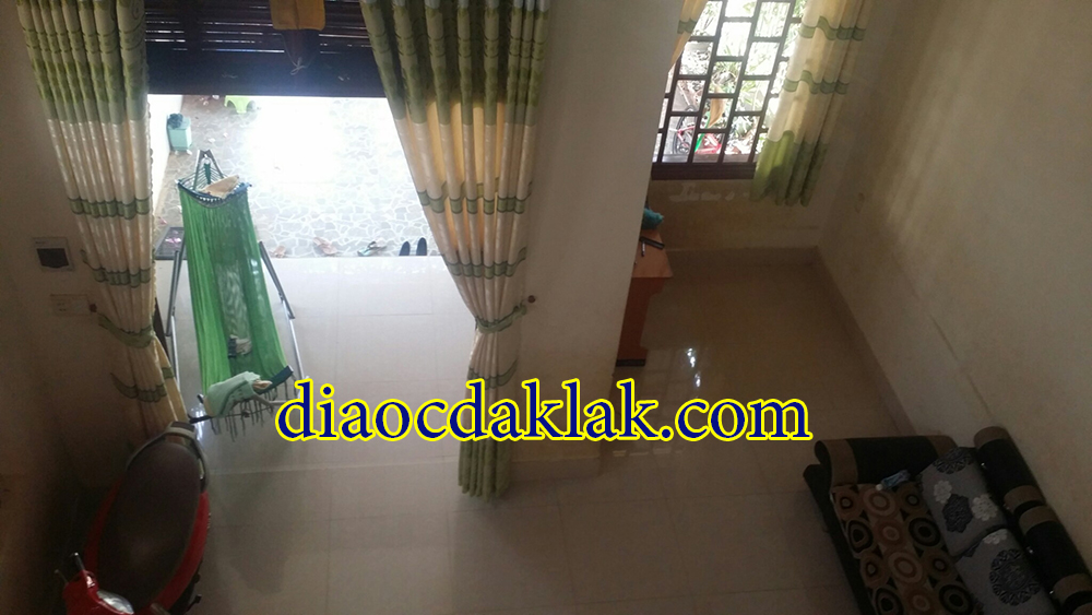 ban gap nha tho cu hem le duan gia 630 trieu co anh thuc te ban gap nha tho cu hem le duan gia 630 trieu co anh thuc te