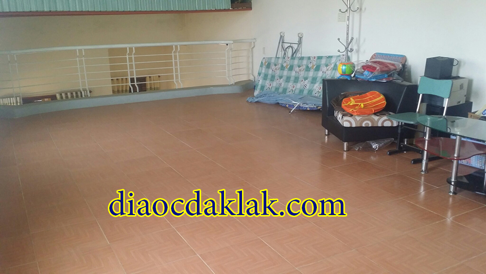 ban gap nha tho cu hem le duan gia 630 trieu co anh thuc te ban gap nha tho cu hem le duan gia 630 trieu co anh thuc te