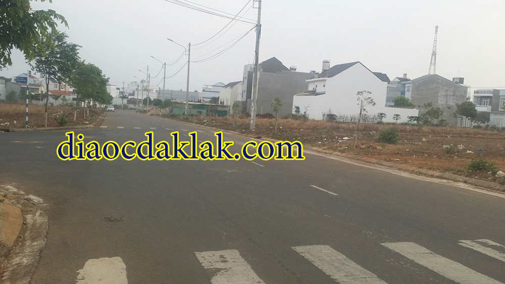 2 lo lien ke van tien dung khu metro co anh thuc 2 lo lien ke van tien dung khu metro co anh thuc