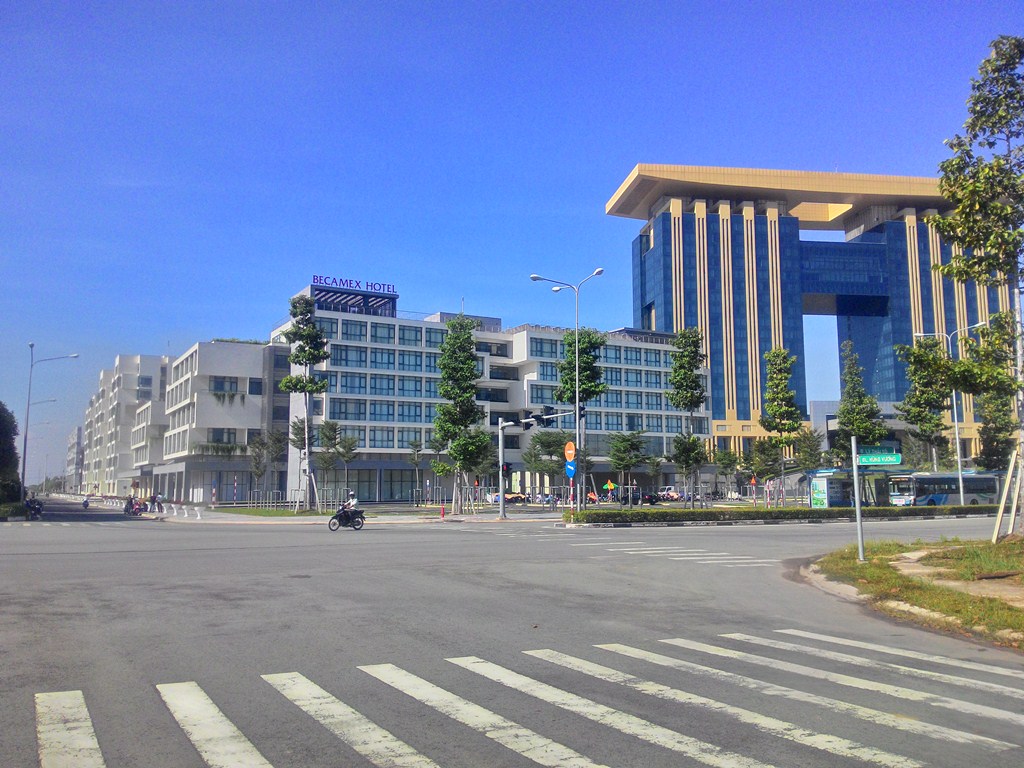 mat tien duong le loi n5 lo vh b2 ban 85tr m2 mat tien duong le loi n5 lo vh b2 ban 85tr m2
