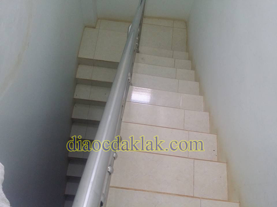 nha nghi 8 phong mat tien hung vuong noi dai gia chi co 950 trieu co anh nha nghi 8 phong mat tien hung vuong noi dai gia chi co 950 trieu co anh