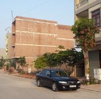 2 Bán 81 m2 đất sổ đỏ ,mặt đường Ngô Quyền ngay sau lưng trung tâm văn hóa thể thao thành phố