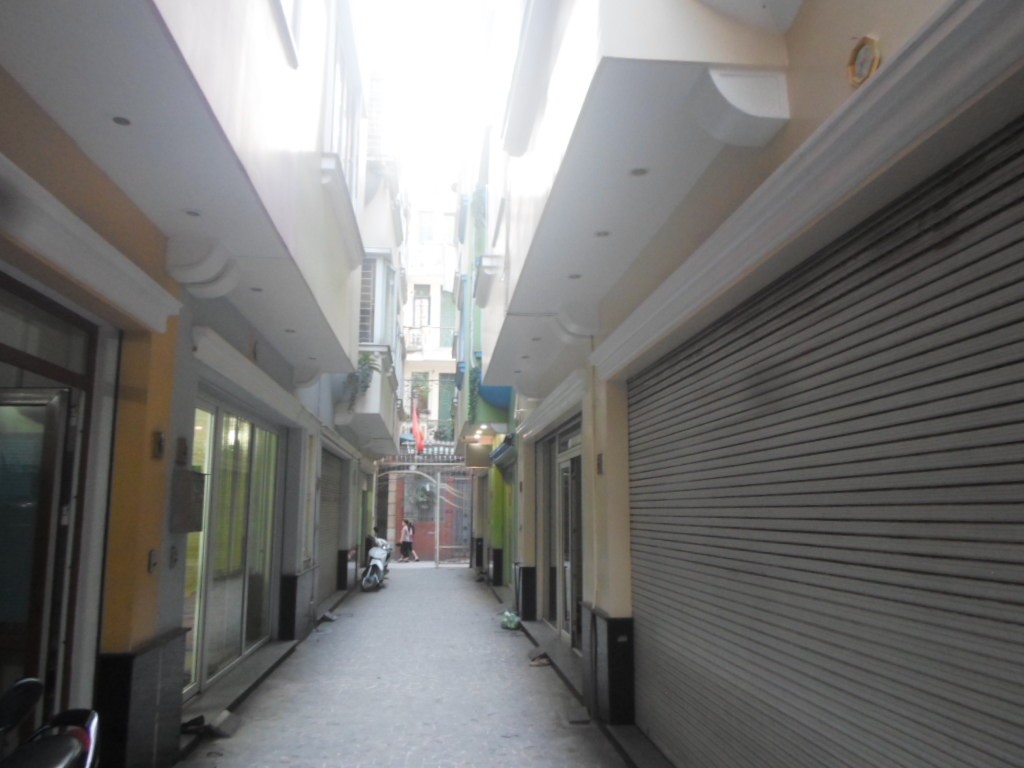 9 Cho thuê nhà đẹp,nội thất hiện đại,đầy đủ tiện nghi Hà Nội