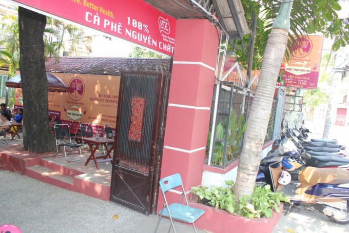 sang quan cafe san vuon