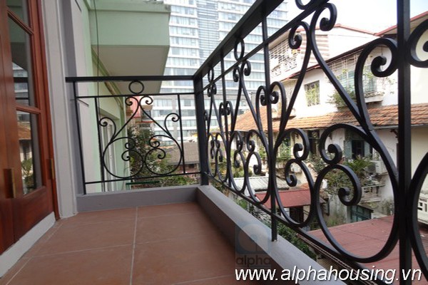 cho thue can ho dich vu 45 m2 tai hoan kiem gia 500 usd