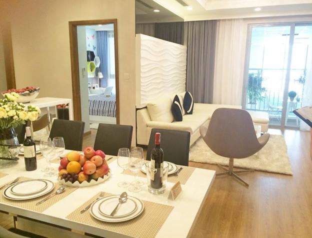 Vincom Nguyễn Chí Thanh, ảnh mình tự chụp