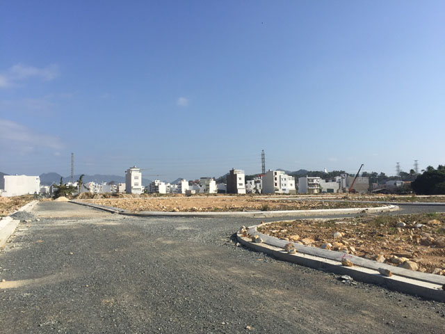 ban dat 100m2 huong dong gan duong cao ba quat cau lung kdt le hong phong ii nha trang