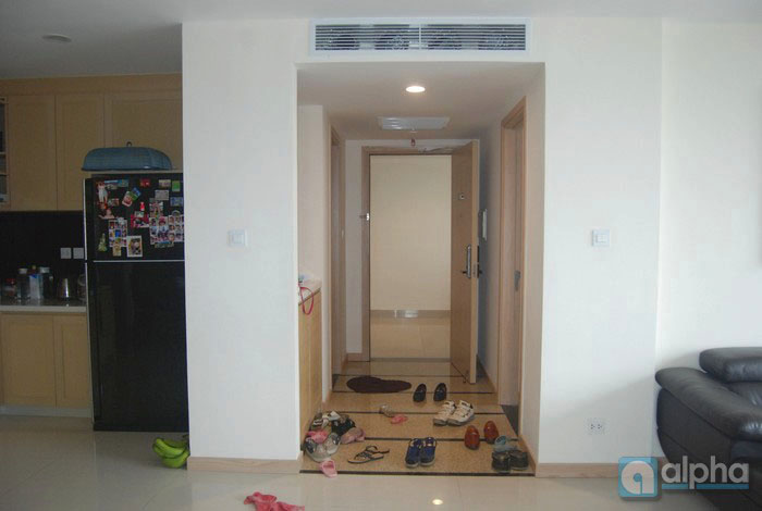 cho thue can ho tai thang long number one 3 phong ngu gia 1100