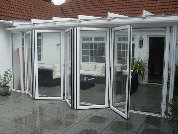 lam cua nhom viet phap tai quan 1