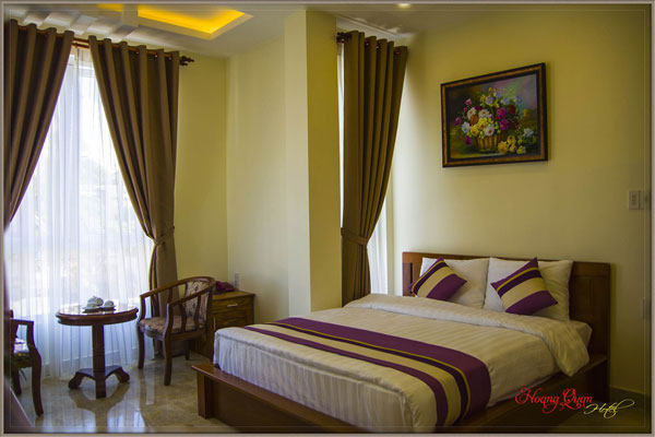 khach san da lat gia re gan cho va ho xuan huong