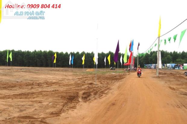 //filevn.timdat.net/upload/anh-bat-dong-san/image/2017-02-15/dat-nen-100m2-500m2-kdc-tan-hong-ngoc-san-bay-quoc-te-long-thanh-gia-2tr6-1m2-4.jpg
