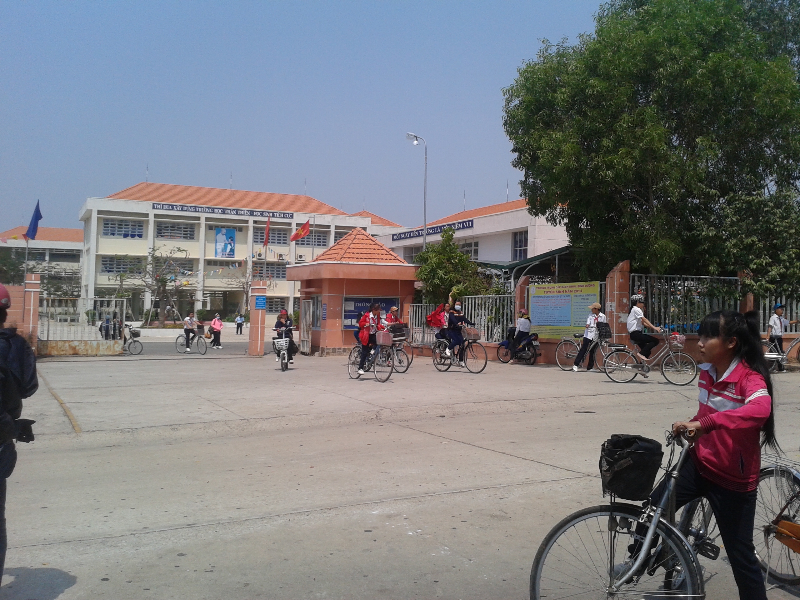 sang gap lo dat 720m2 24 phong tro gan khu cong nghiep nhat han