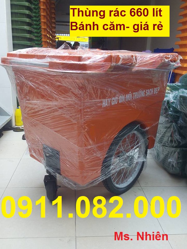 ban thung rac 240 lit gia re thung rac cong cong gia thap