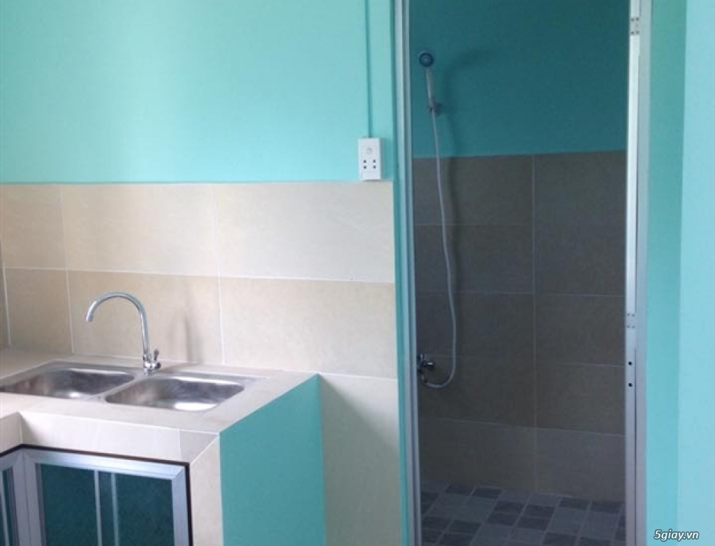 can ban gap 1 can nha mat tien duong tinh lo 835 ngay cho rach kien la