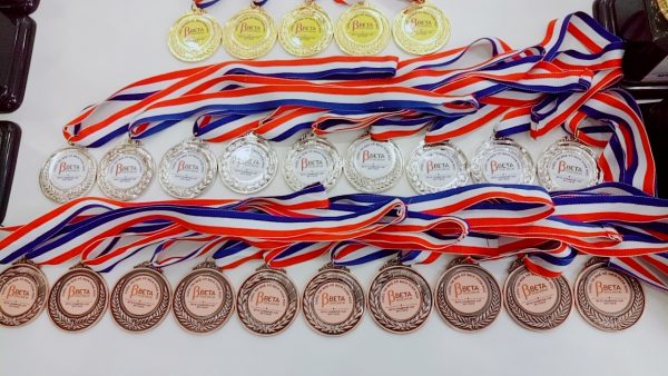 hội trường vinh danh học sinh beta