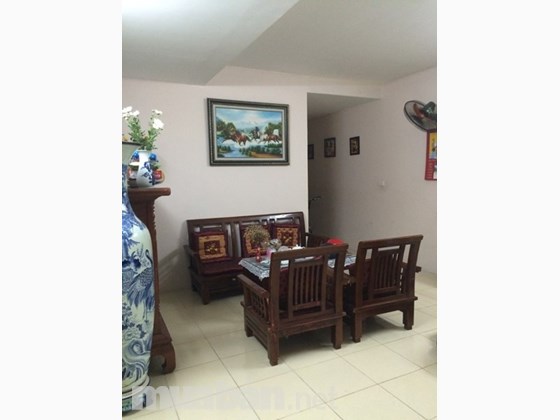 Bán căn hộ tòa nhà Xuân Mai, phố Tô Hiệu, Hà Đông,  DT 73,2 m2