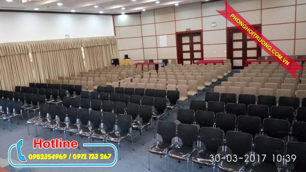 cho-thue-hoi-truong-300-cho-thanh-xuan