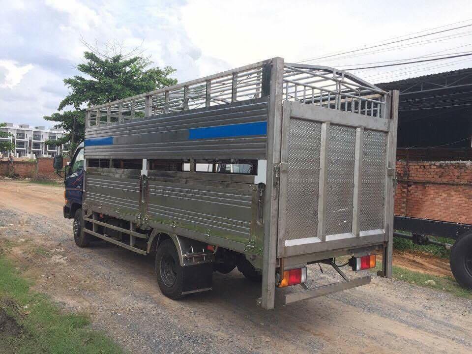 xe cho gia suc gia cam