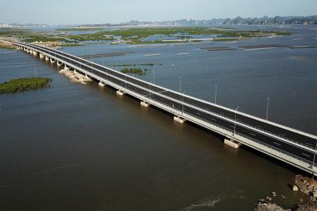 2 can boutique shophouse mat duong 32m cuoi cung d a sun ha long300m2x4tco be boi vo cucck 1 ty