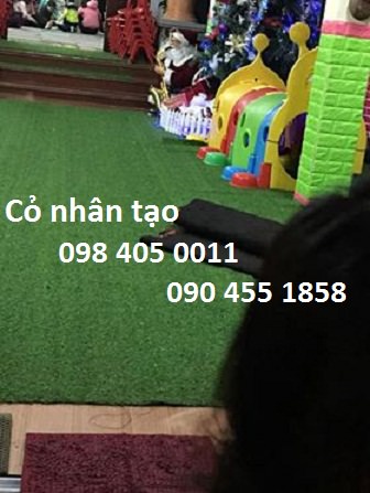 co nhan tao 2cm co nhua giam gia 098 405 0011