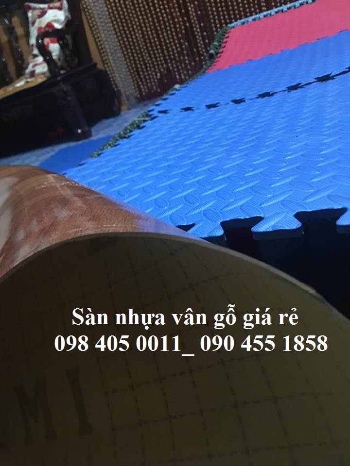 tam nhua trai san van go chong tron gia re 098 405 0011