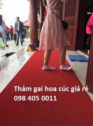 nhua gai cuc gia re 07 x 10m cuon 098 405 0011