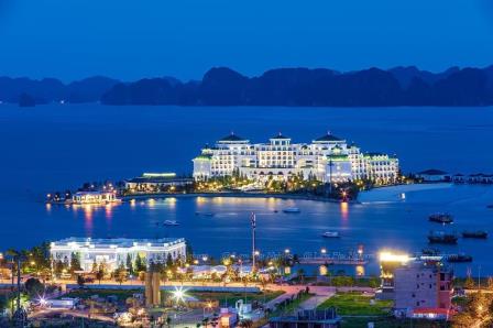 boutique hotel sun ha long 300m2x4t 2 mat tien duong 32m view bien 21phong ksan cao cap 27 ty