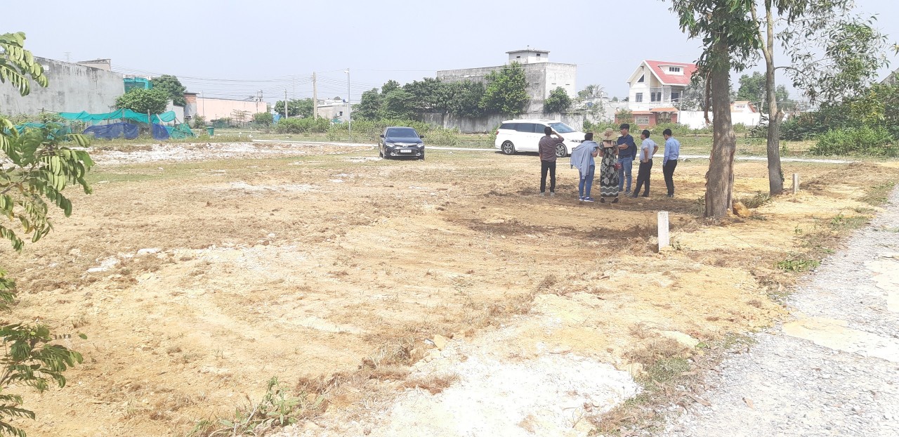 dat tho cu 1 sec duong hung vuong cach pha cat lai quan 2 tphcm 77km