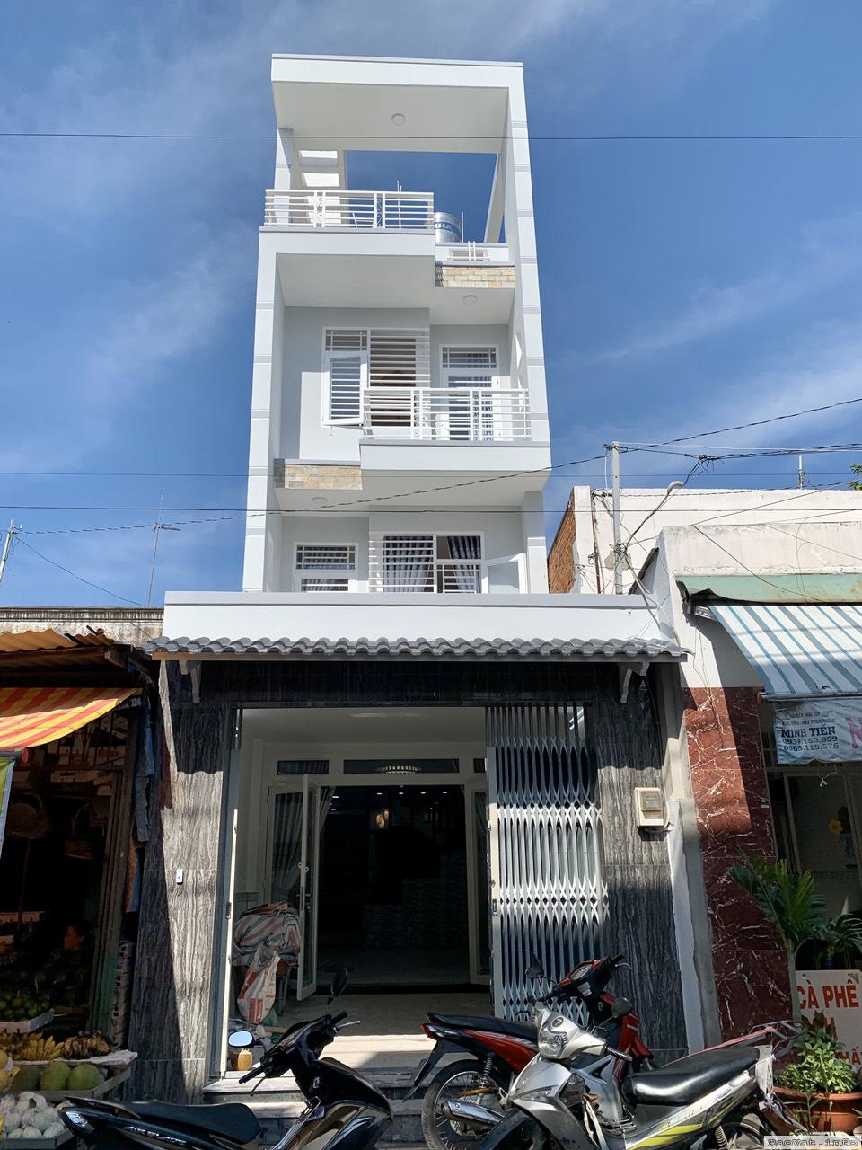 ban nhanh nha 80m2 mt duong so 3 f9 so 123 go vap chi 865 ty lh0905937332