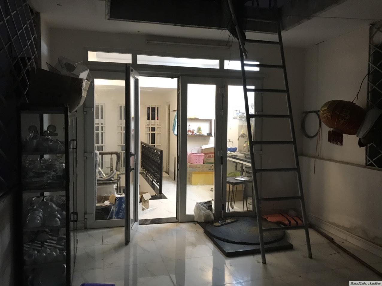 can sang ha tang mat bang sieu thi p13 tan binh gia chu nha lh0907732277