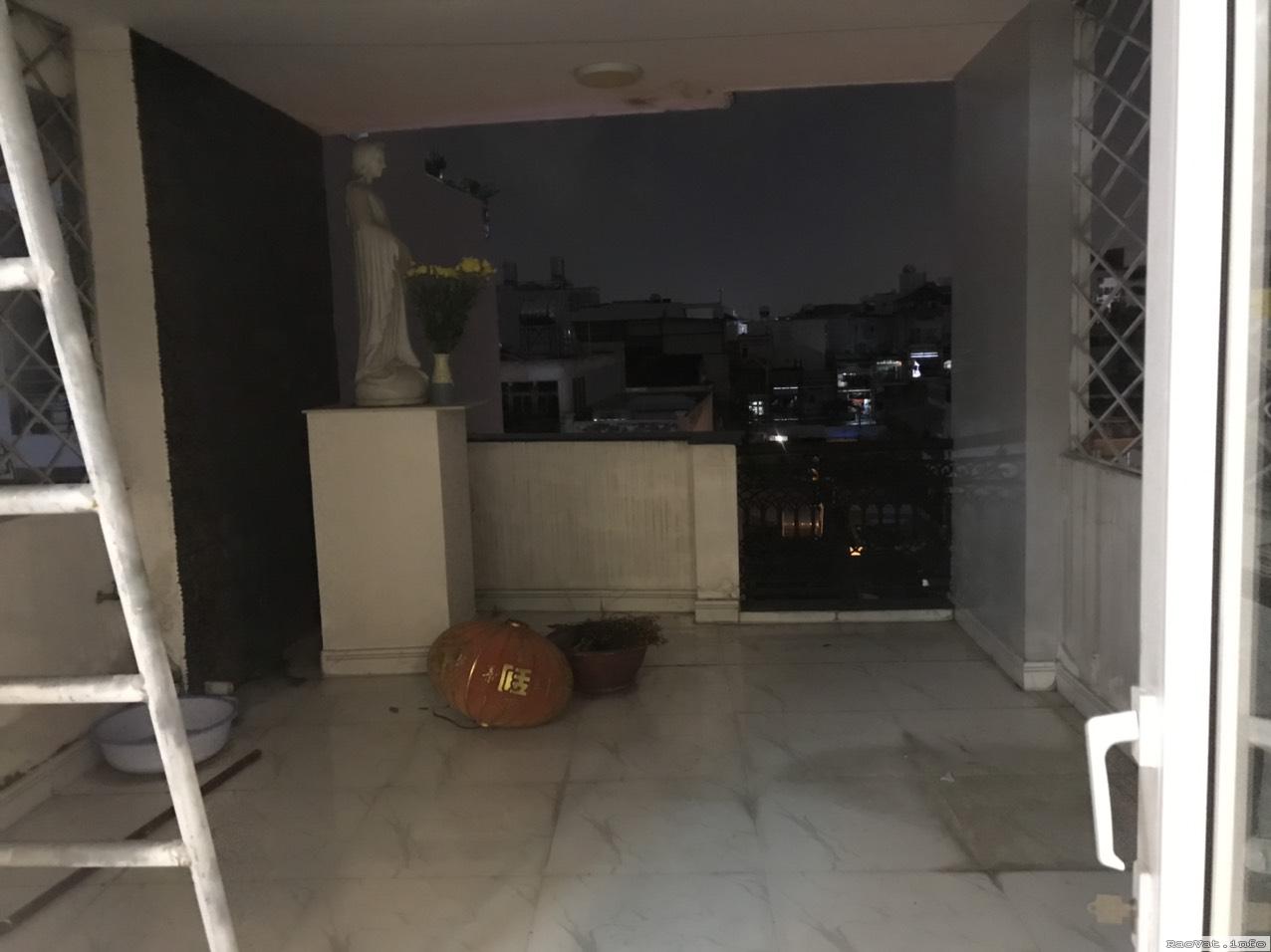 can sang ha tang mat bang sieu thi p13 tan binh gia chu nha lh0907732277