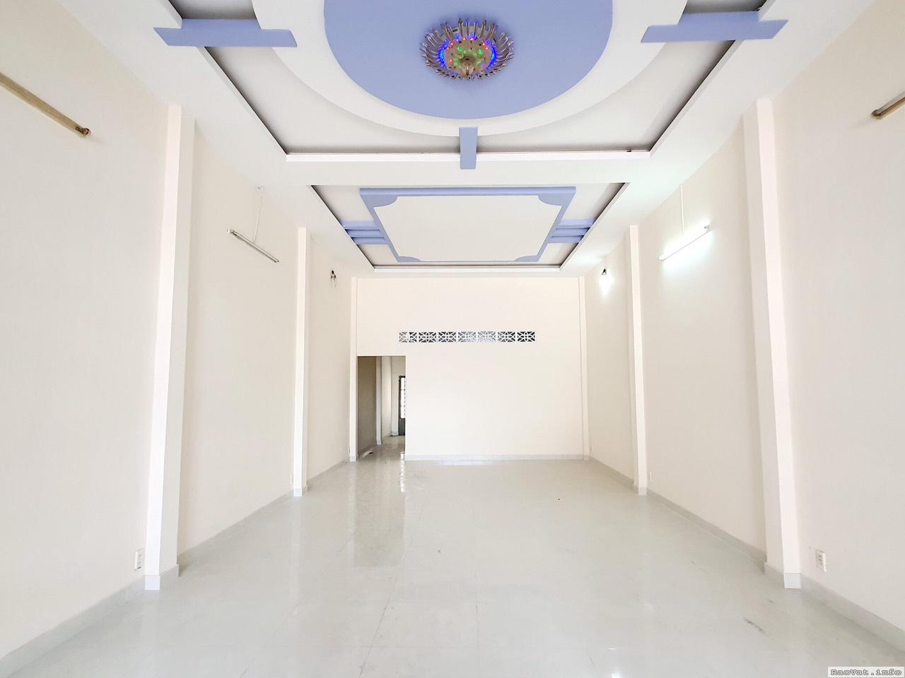 ban dat tang nha mat tien nguyen thi minh khai thanh pho di an lh0983992700