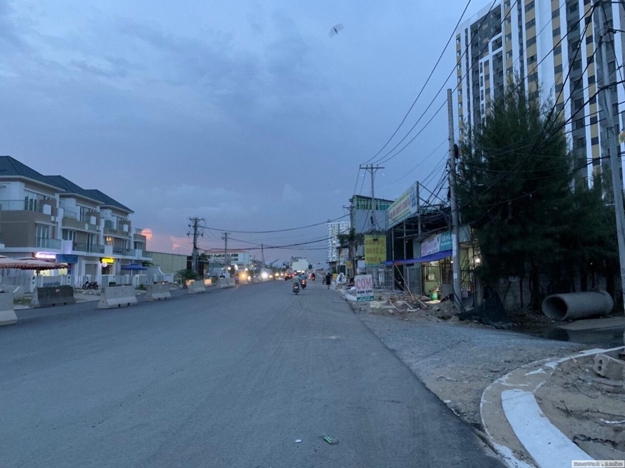 ban gap nen biet thu duong lien phuong du an phu nhuan lh0908680422