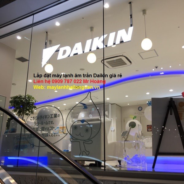 den voi hai long van co ngay may lanh am tran daikin gia re